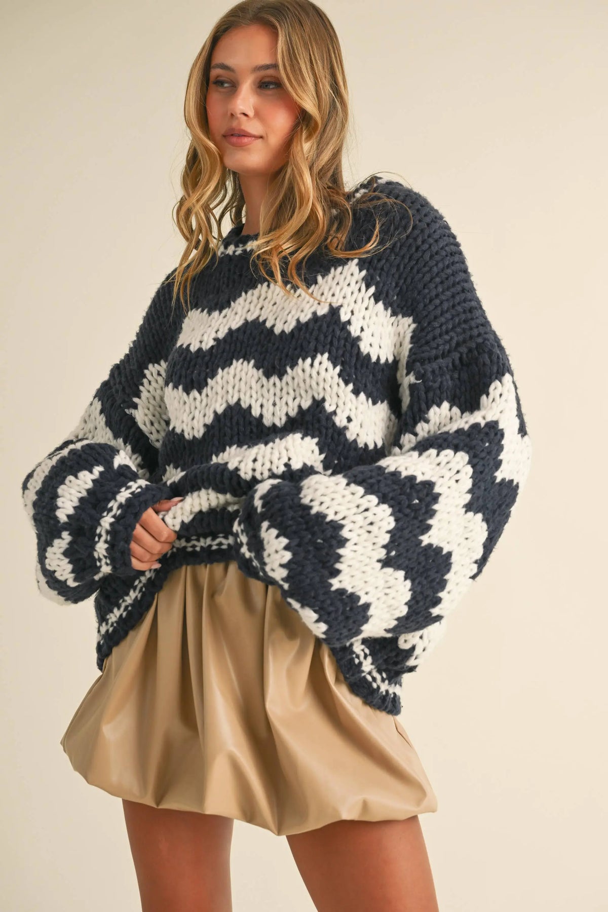 CHEVRON PATTERN OVERSIZED CHUNKY KNIT SWEATER TOP