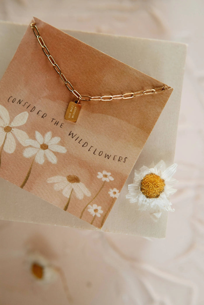 DO NOT WORRY MINI TAG NECKLACE