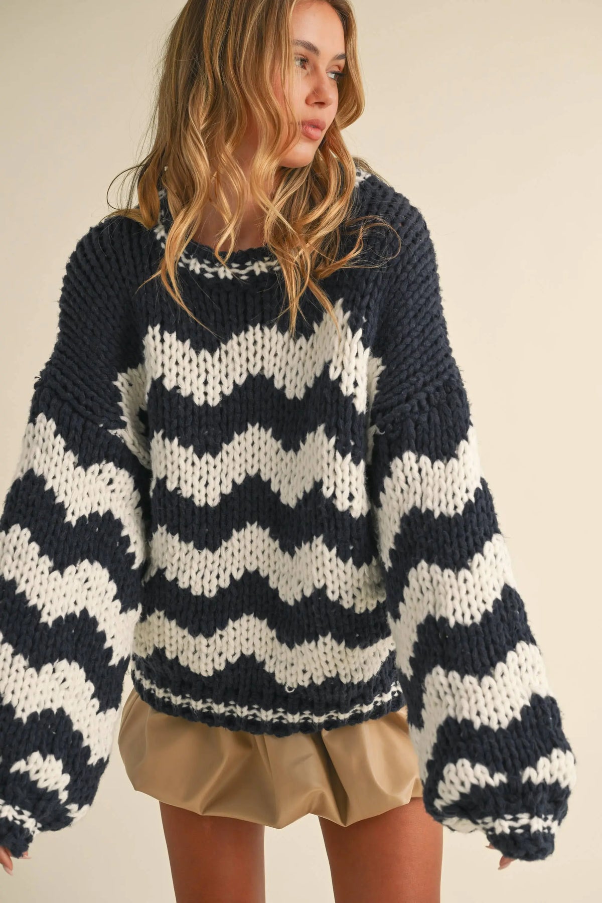 CHEVRON PATTERN OVERSIZED CHUNKY KNIT SWEATER TOP