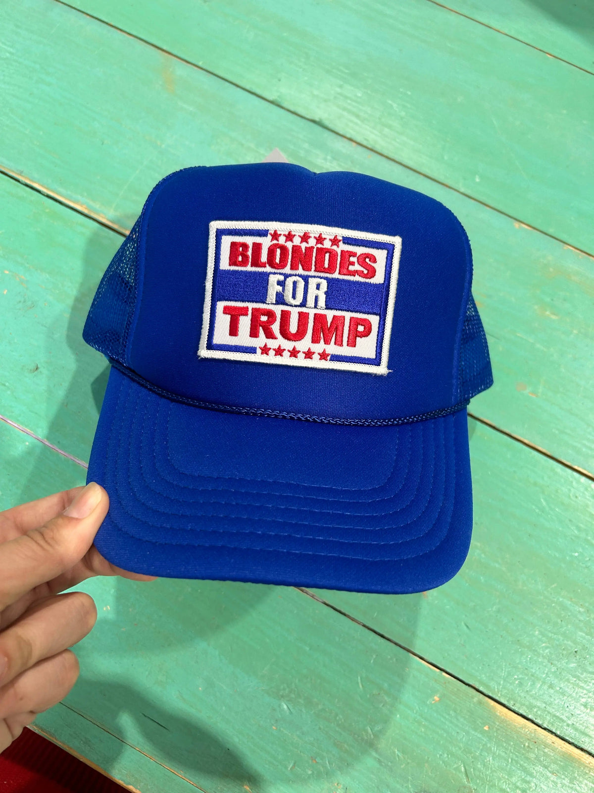 BLONDES FOR TRUMP TRUCKER HAT