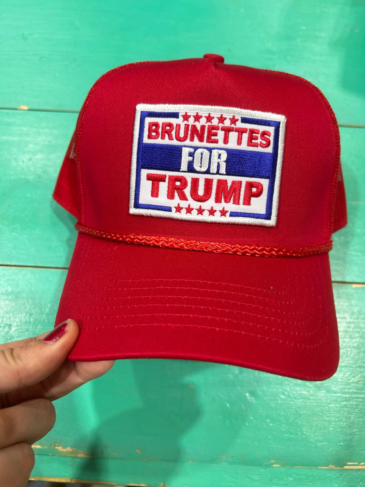 BRUNETTES FOR TRUMP TRUCKER HAT