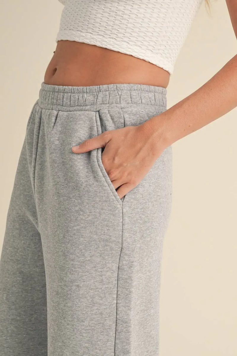 COZY FLEECE WIDE LEG SWEATPANTS